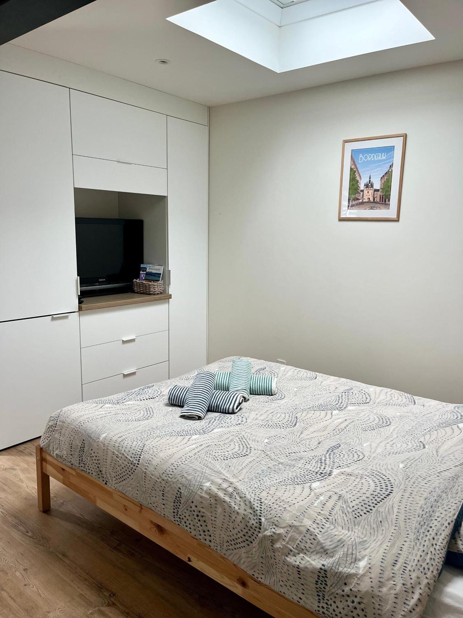 Studiocosy Proche Bordeaux, Parking Gratuit, Clim Apartment Eysines
